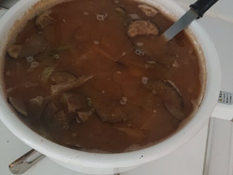 カレーの残りで簡単味噌スープ